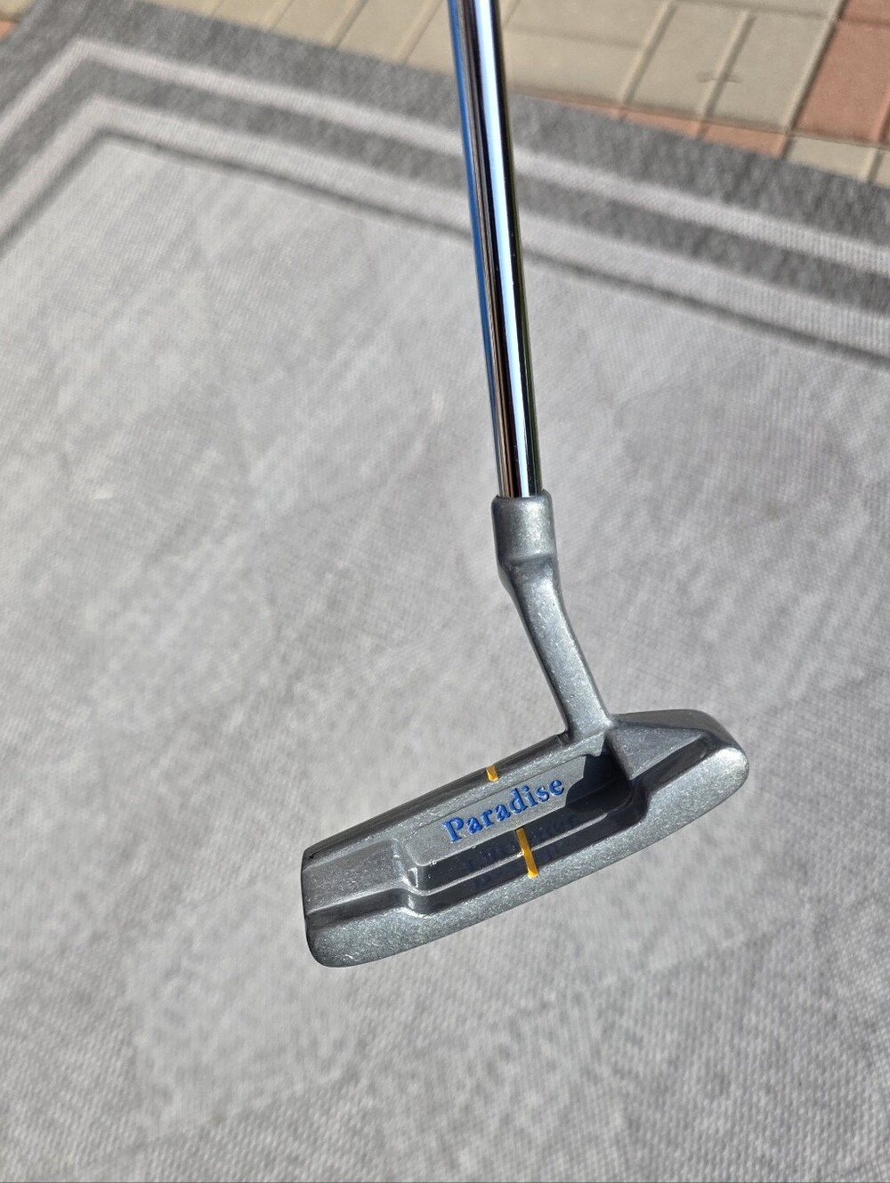 Paradise Sweet Spot Putter Golf Club RH Gray Yellow Palm Tree Grip